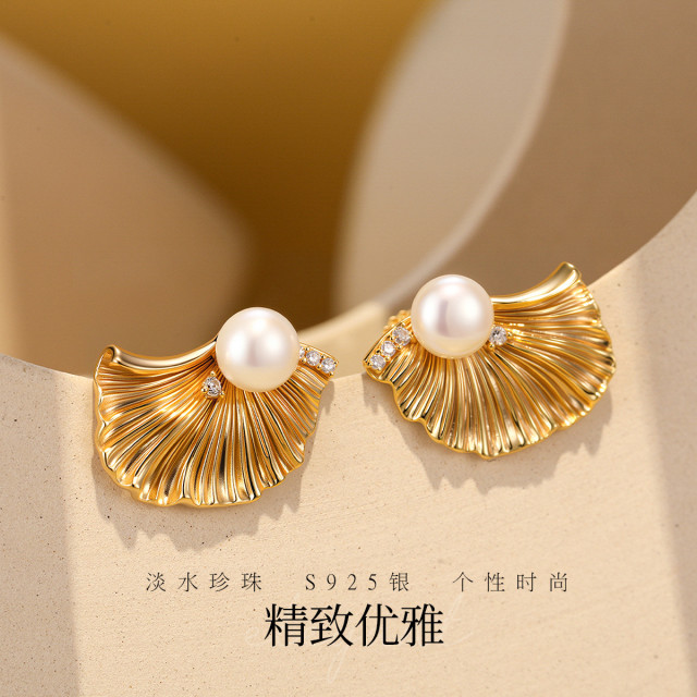 12307085.佰色传情淡水珍珠S925银法式轻奢高级感气质女花瓣耳钉耳环耳饰