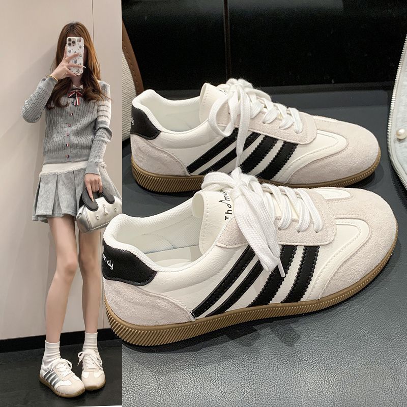 13515474.【亚莱芙】2026 新款复古德训鞋女 侧边三条杠设计 经典百搭休闲鞋