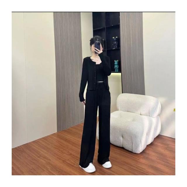 13322353.三件套慵懒风阔腿裤女开衫吊带春季感休闲运动套装