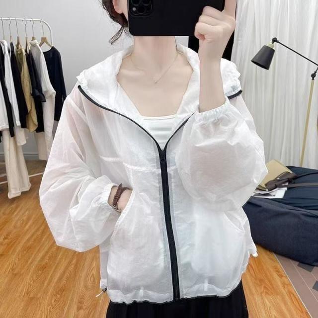 13322104.夏季时尚设计感薄款外套女宽松开衫外套港风防紫外线薄外套