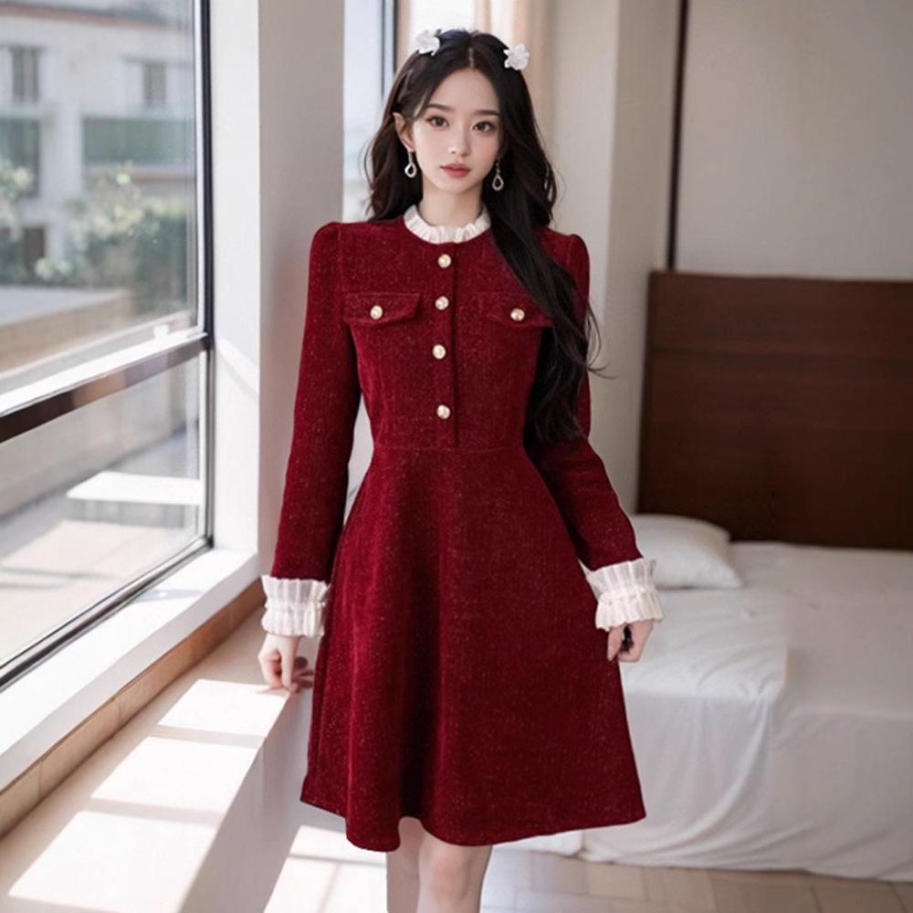 12893862.法式气质丝绒长袖连衣裙女秋冬小个子感收腰显瘦裙子