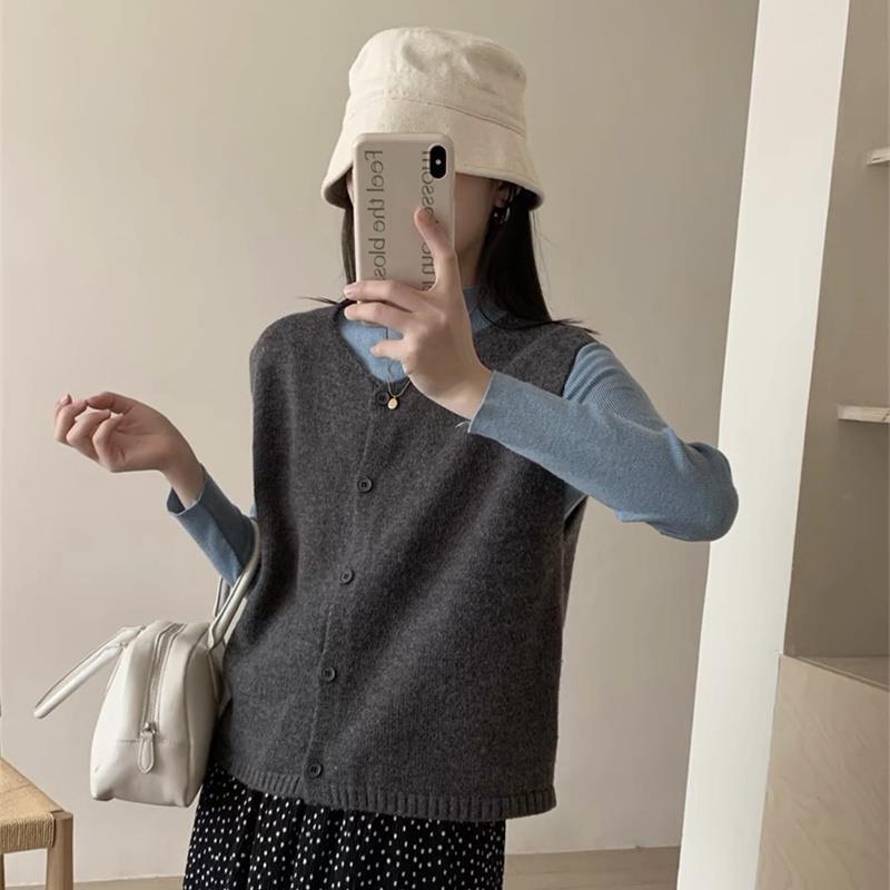 12890892.两面穿针织马甲女早秋韩版宽松复古软糯毛衣背心叠穿开衫