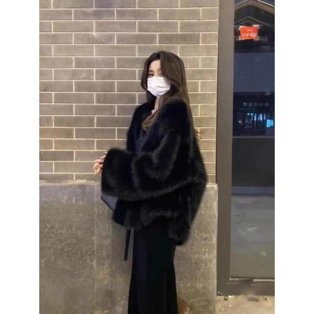 12891755.黑色仿狐狸毛毛绒环保皮草女感超好看毛茸茸皮草