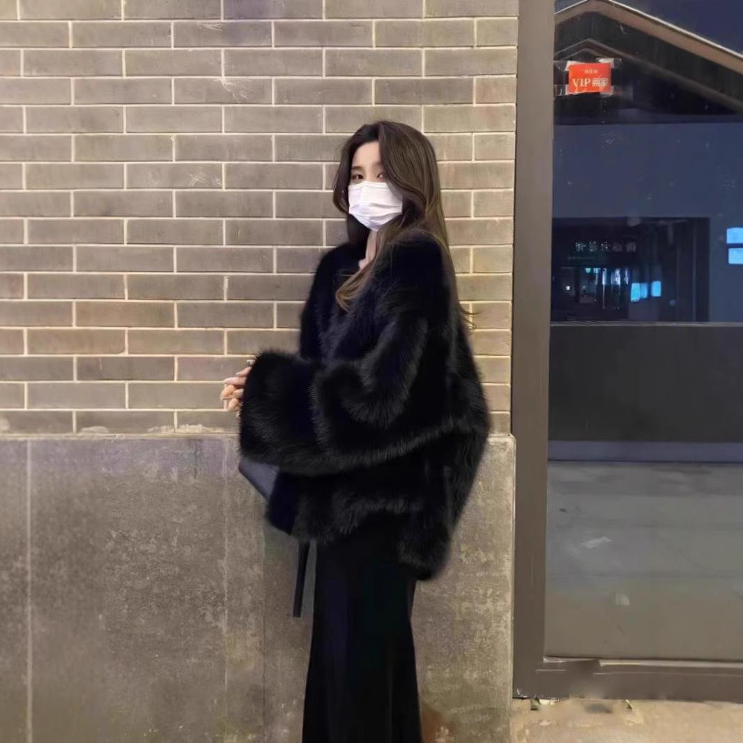 12891755.黑色仿狐狸毛毛绒环保皮草女感超好看毛茸茸皮草