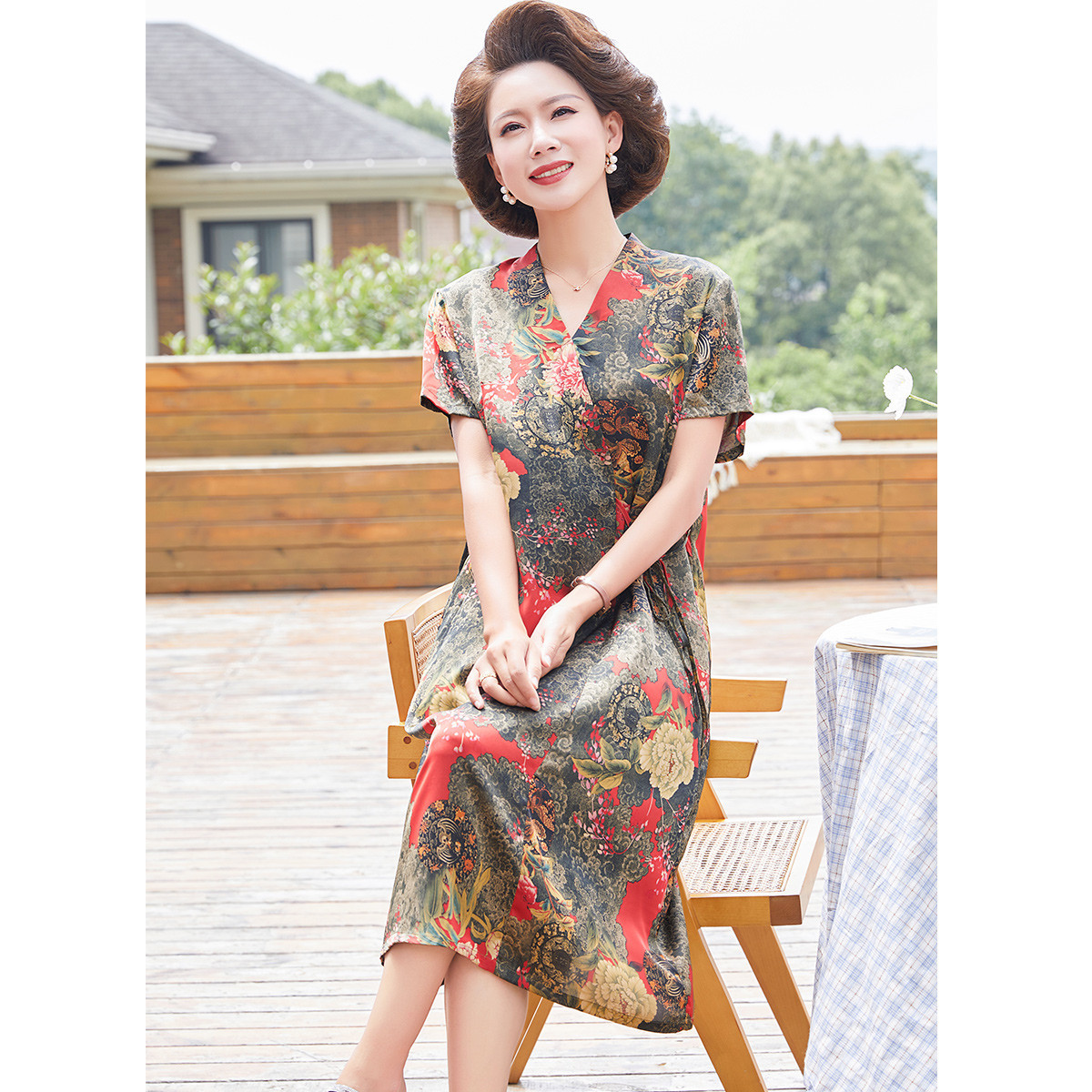 12106095.【店铺好货】中老年女装夏装薄款连衣裙妈妈装夏季洋气中长款裙子