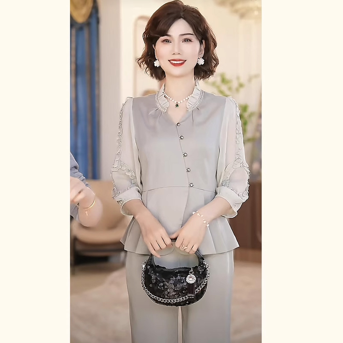 12108911.中年妈妈夏装时尚洋气衬衣套装新款中老年女装衬衫上衣两件套