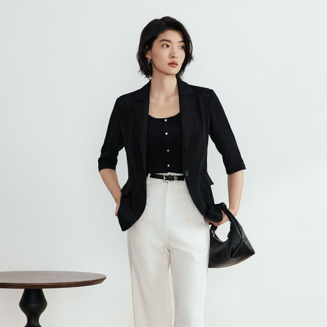 12427728.黑色职业气质西装外套春夏新品气质百搭高级感女士小西服