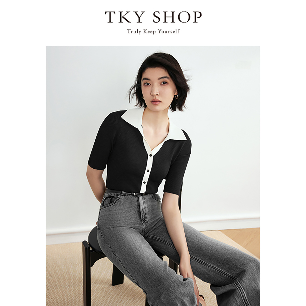 12428863.黑白撞色polo领短袖针织衫女夏季修身显瘦薄上衣