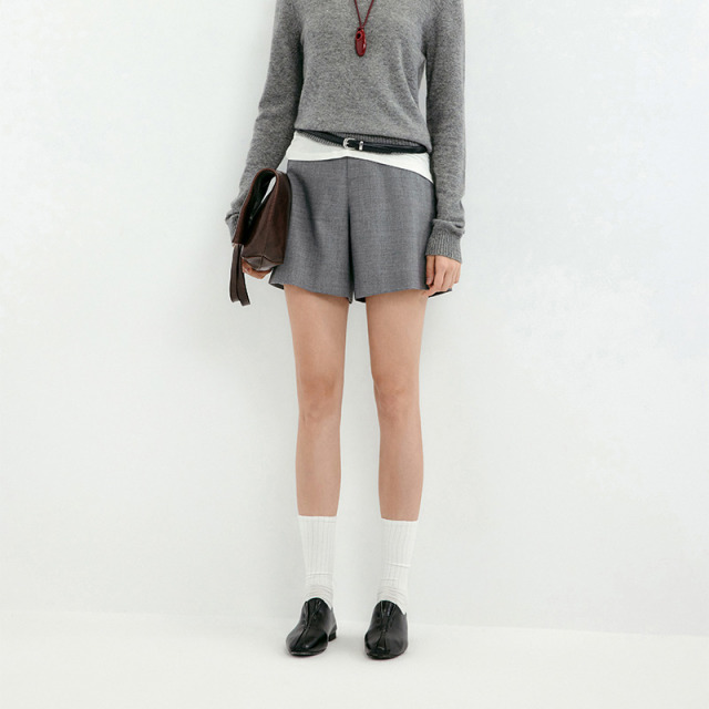 13133384.【商场同款】TKY SHOP西装短裤女2026春新款短款绵羊毛休闲裤