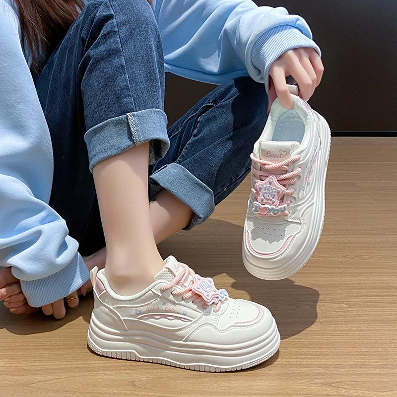 12190528.小白鞋女春季韩版女休闲运动百搭板鞋街拍高颜值