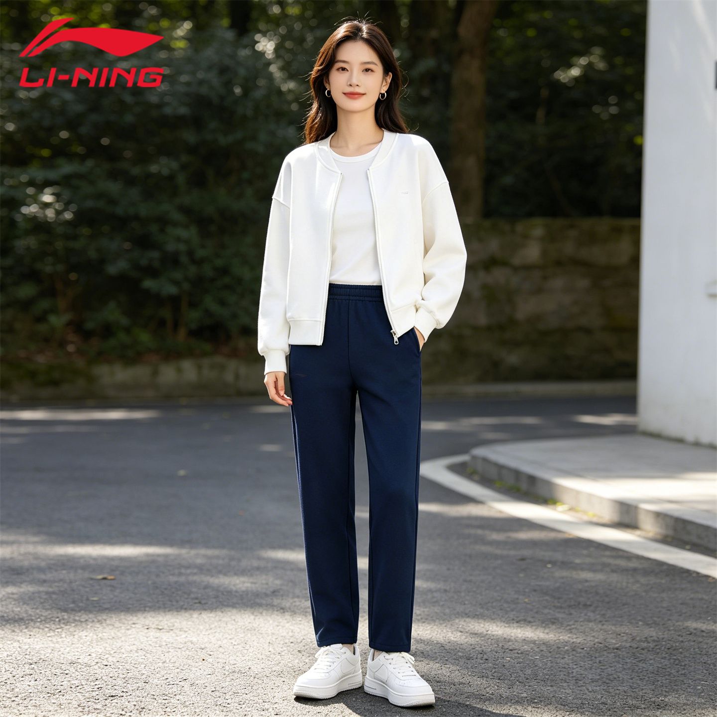 13733728.【运动生活】李宁卫裤女春秋新款舒适透气简约百搭常规运动直筒裤