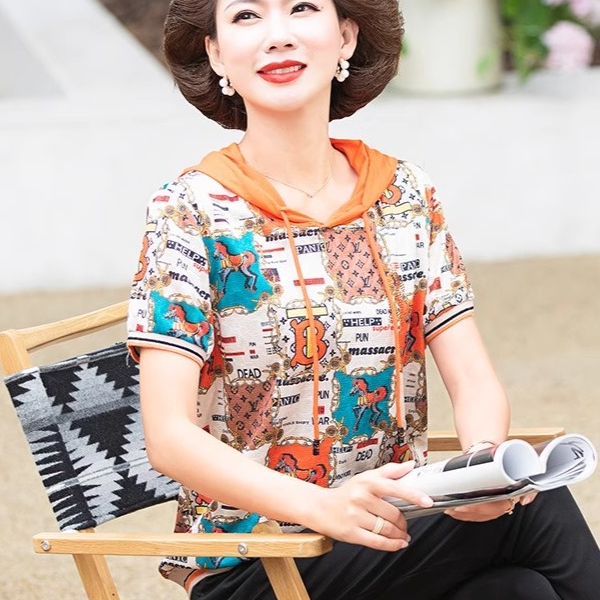 12181253.妈妈洋气短袖T恤上衣中年女装夏装连帽卫衣中老年休闲运动服套装