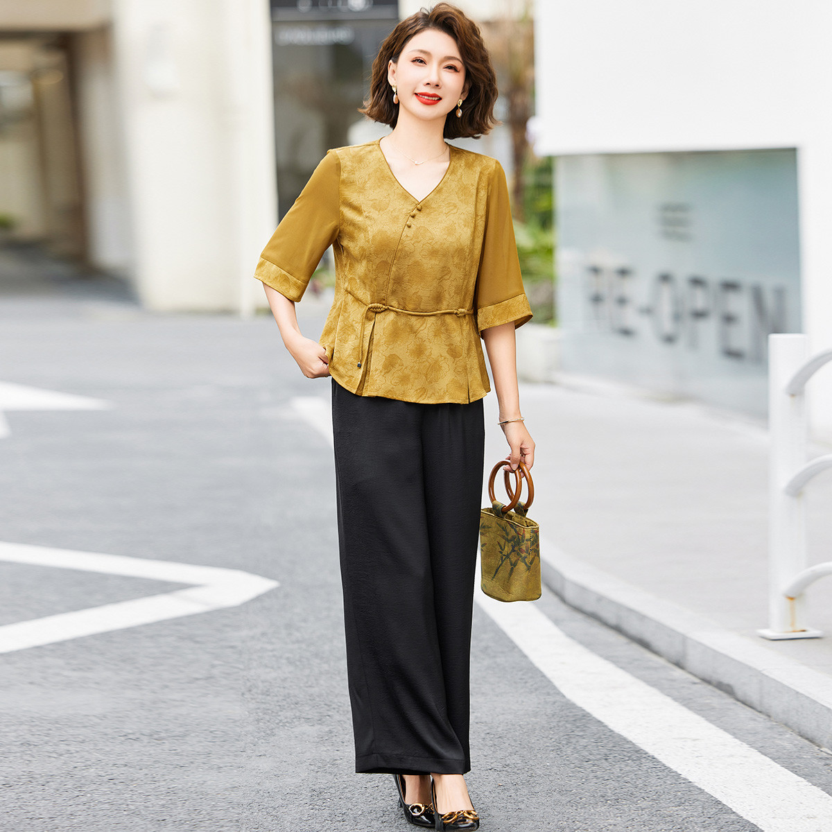 12294601.洋气妈妈夏装中国风套装洋气圆领衬衫女装夏季宽松古风两件套