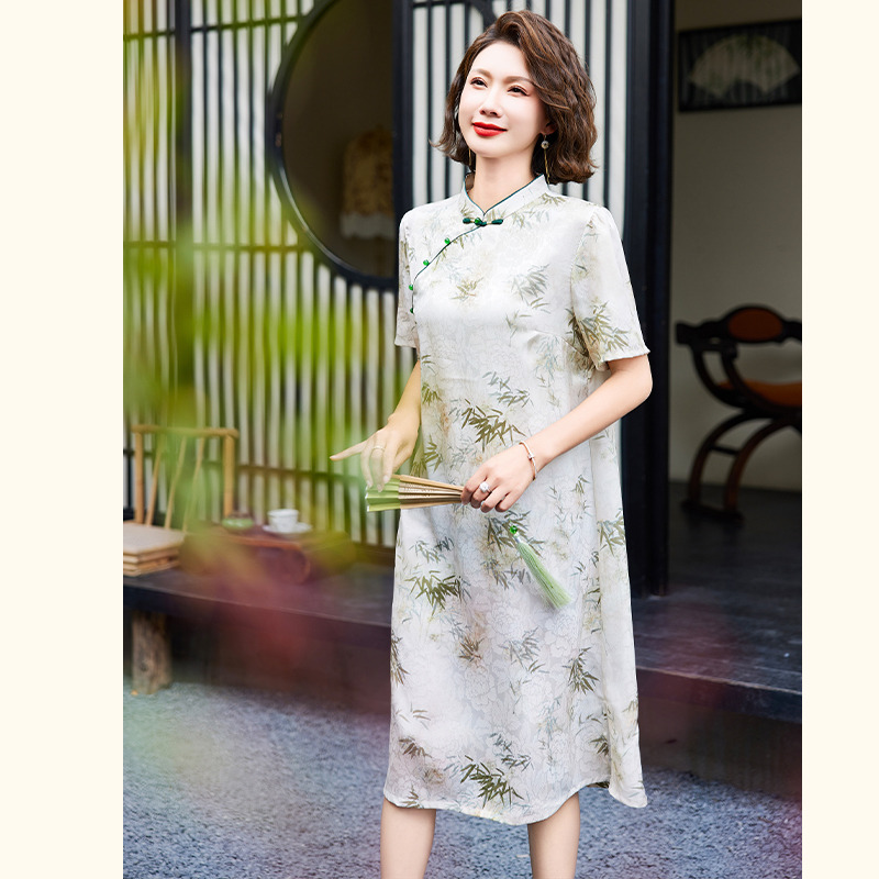 12387227.中年妈妈夏装改良旗袍连衣裙洋气中老年国风印花a字裙子