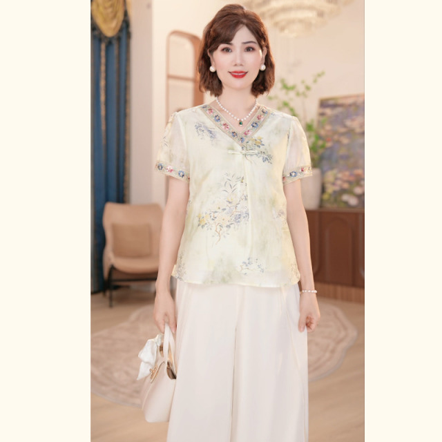 12410020.新中年妈妈夏季时尚上衣服洋气中老年女装上衣T恤女