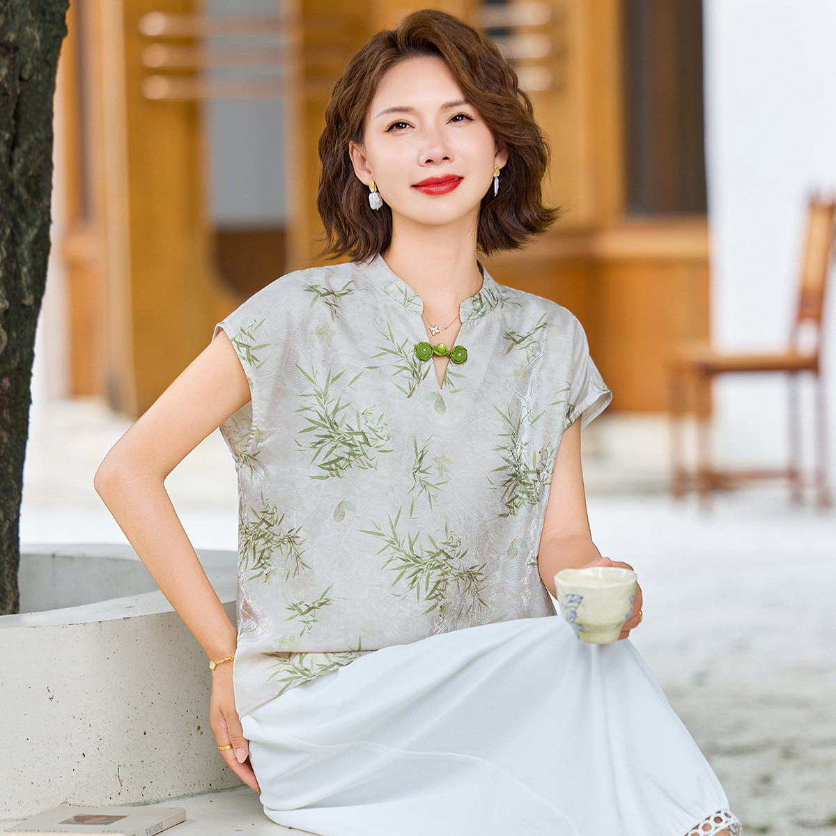 12453575.年轻妈妈夏装洋气短袖T恤小衫中老年时尚女装上衣服