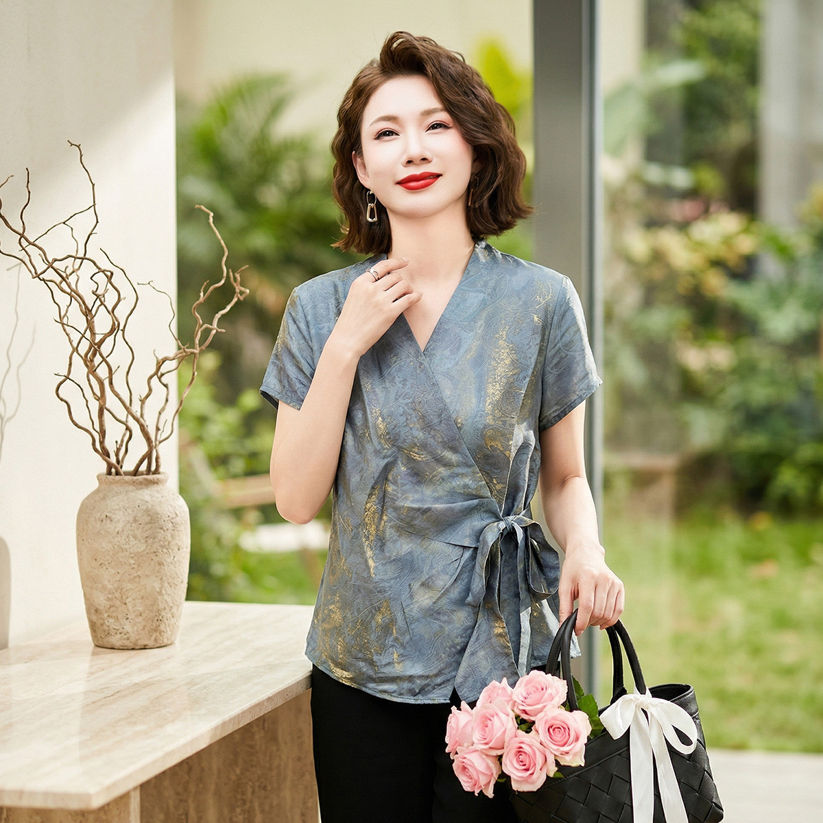 12453561.新款洋气中老年女装T恤中年妈妈国风新中式上衣服