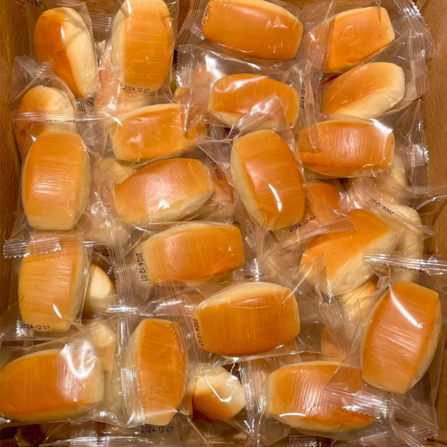 12560509.原味奶香小馒头软面包学生营养早餐代餐充饥即食糕点(新老包装随机发)