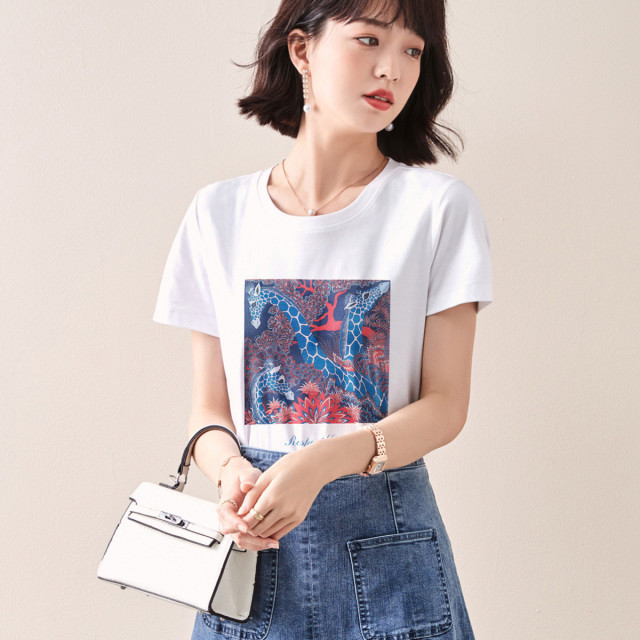 13595407.【夏畅销款】休闲百搭撞色小鹿印花短袖T恤女