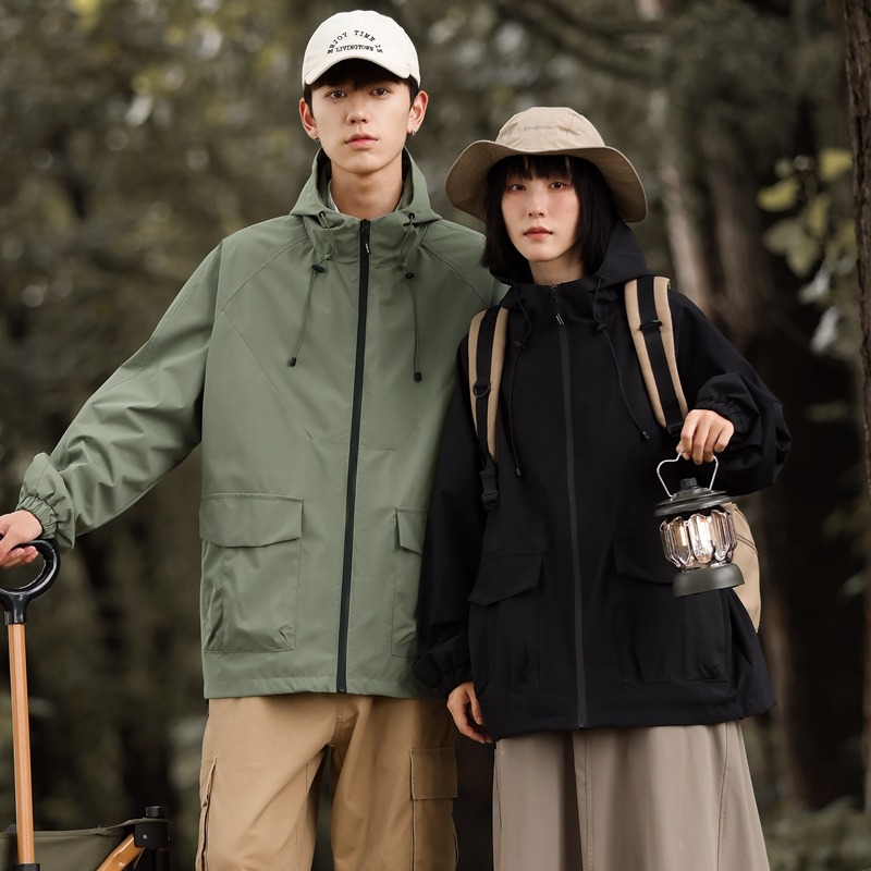 13847311.男女同款冲锋外套山系户外情侣款夹克