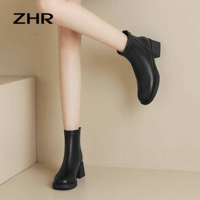12743332.【ZHR则则】粗跟短靴圆头后拉链粗跟女鞋[PU]