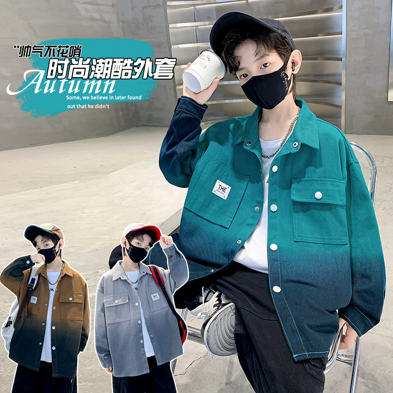 13835840.汤姆牛男童春秋款中大童时尚渐变色复古双口袋衬衫领牛仔外套