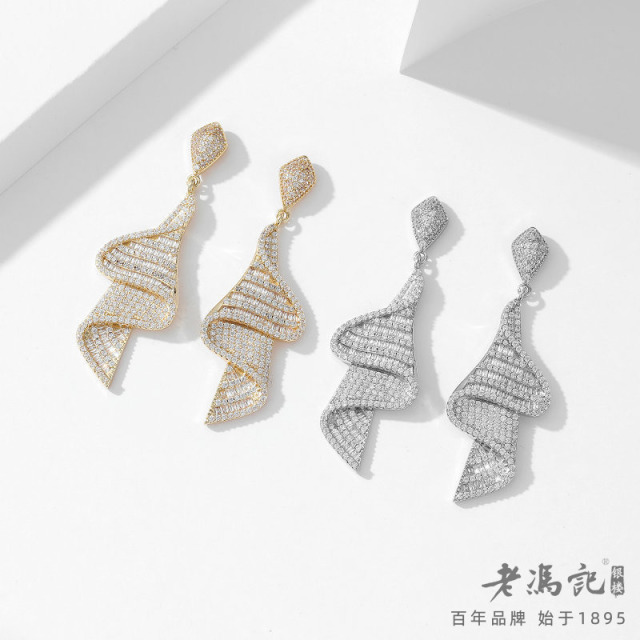 13633919.新款时尚夸张奢华重工耳饰裙摆飘带轻奢高级晚宴礼