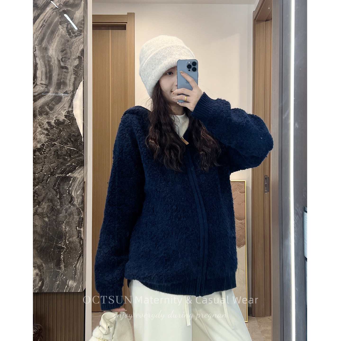 13145883.十月名裳孕妇上衣秋冬季休闲百搭加厚时尚连帽针织开衫外套孕妇装