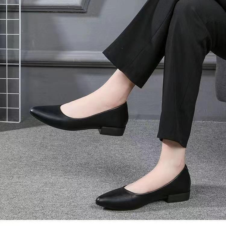 12945302.工作鞋女黑色夏季职业上班工装女鞋尖头粗跟皮鞋软皮软底单鞋