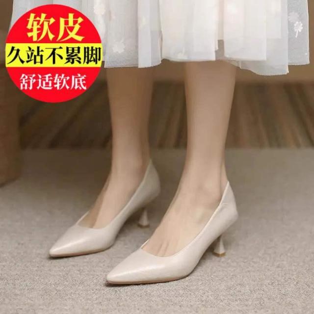 12941863.软皮不累脚高跟鞋软皮软底细跟尖头上班工作鞋黑色职业单鞋女
