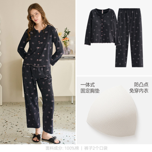 13473557.芬腾女士纯棉睡衣春季带胸垫开衫长袖套装时尚休闲宽松家居服秋天