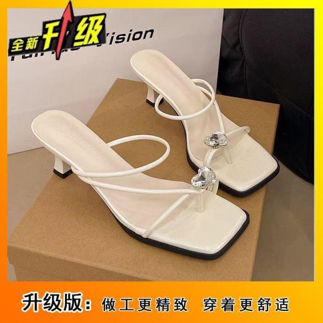 13663333.细跟水钻套趾拖鞋夏季法式感套趾凉拖高跟女外穿拖鞋