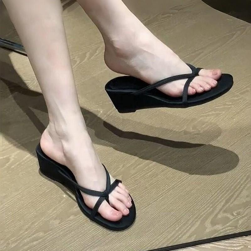 13663268.黑色厚底人字拖女外穿夏坡跟防滑超韩版夹脚凉拖鞋