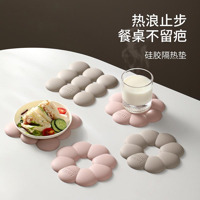 13128641.硅胶垫隔热加厚食品级餐垫锅垫杯垫厨房砂锅防烫餐桌垫家用