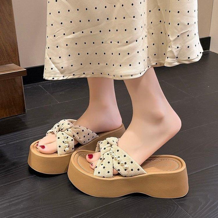 13639481.厚底拖鞋女款夏外穿夏季女风配裙子凉拖鞋时尚百搭凉鞋