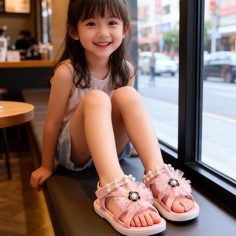 13238908.时尚流行百搭舒适凉鞋女孩夏季精致外穿凉鞋