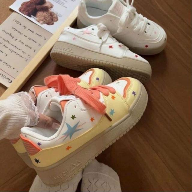 13243584.校园风叠穿高颜值星星小白鞋夏季百搭chic鞋子复古板鞋女