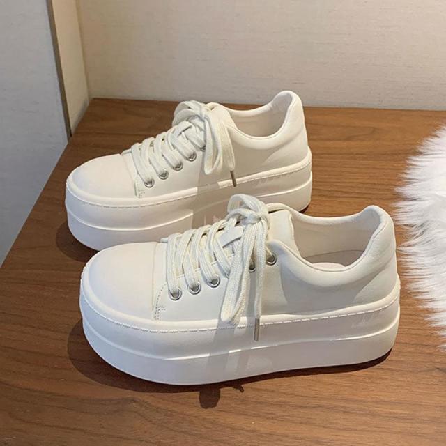 13243002.厚底小白鞋女款百搭休闲校园风面包鞋休闲鞋