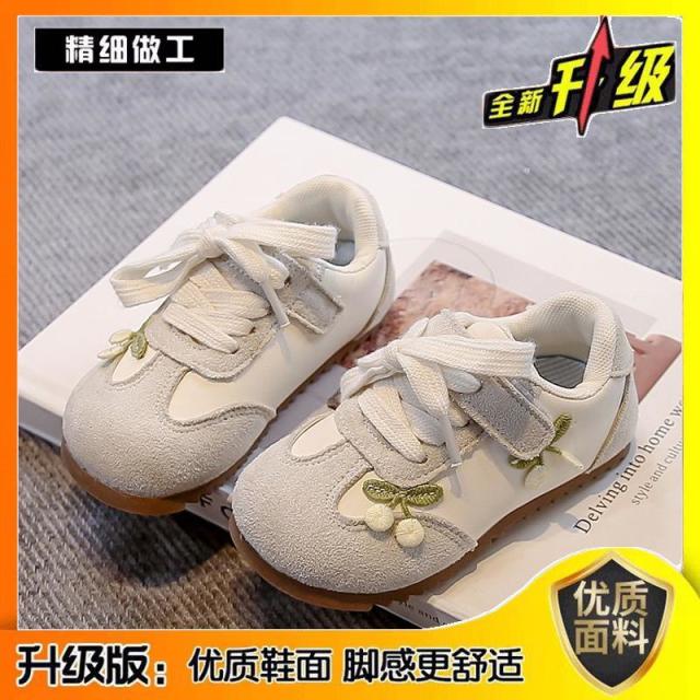 13232457.女童鞋子宝宝皮面运动鞋儿童韩版时尚女孩软底防滑潮