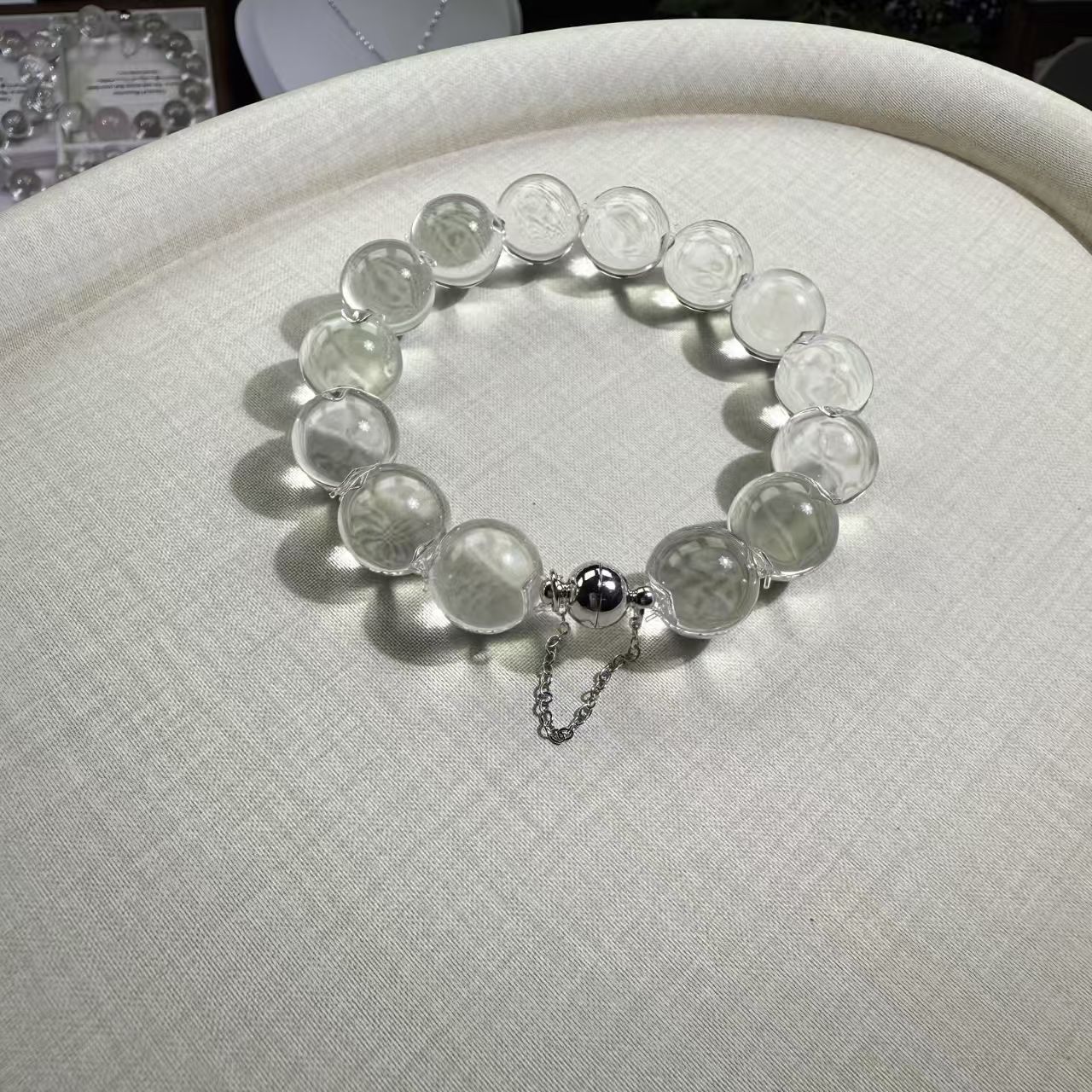 13733610.坤灵石高品质泡泡珠牛鼻孔