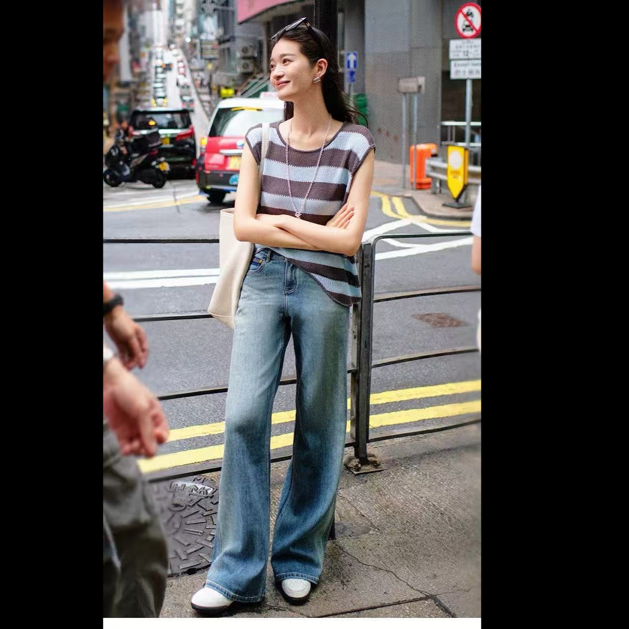 13221261.雅薇吉美洋果冻复古牛仔裤