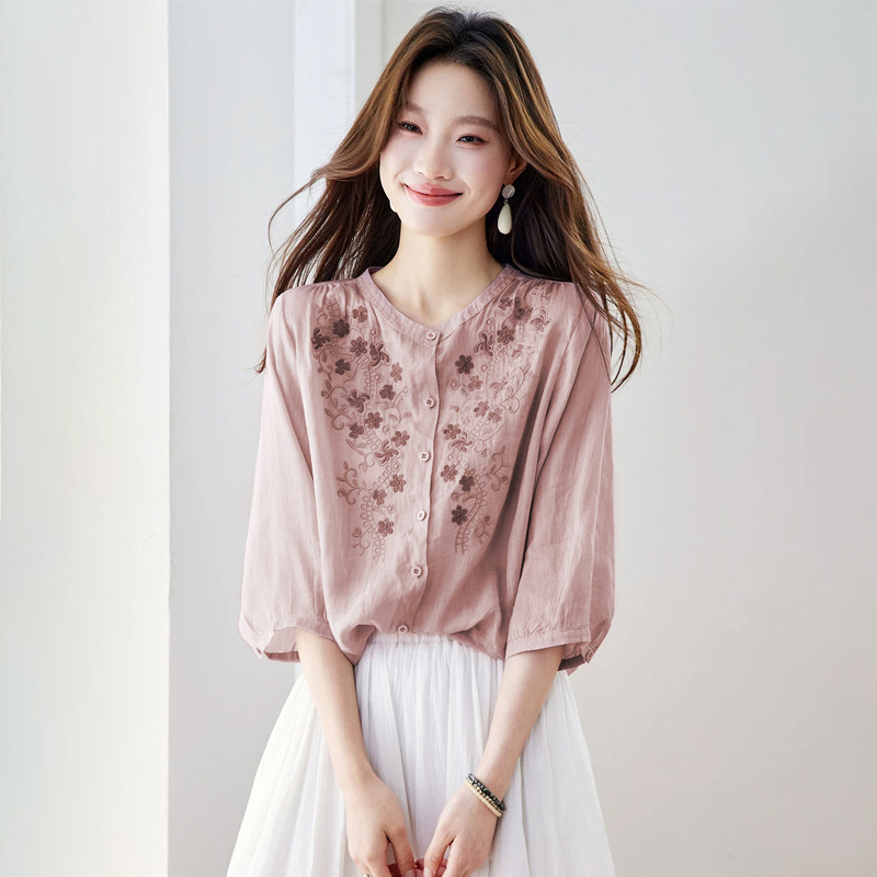 13617226.初云紫衣夏装 女独特文艺小清新百搭七分袖宽松刺绣衬衫上衣9609