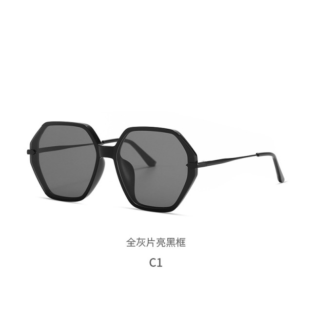 13316423.2026新款时尚防紫外线墨镜夏季防嗮开车设计感太阳镜9081