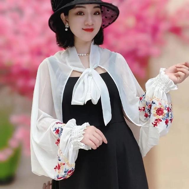 13463929.夏季刺绣防晒衣女修身冰丝雪纺洋气开车空调房外搭披肩