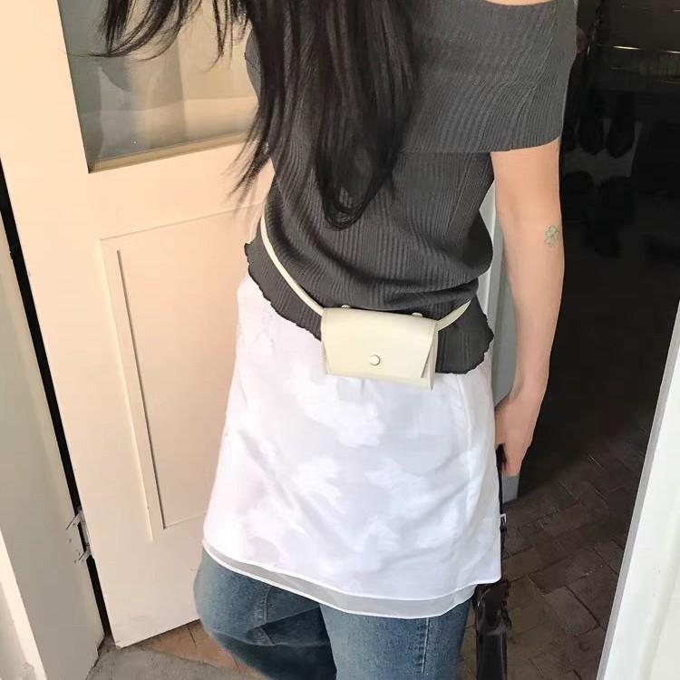 13463727.复古女包小众卡包 春季百搭腰挂小方包 韩系搭配腰包
