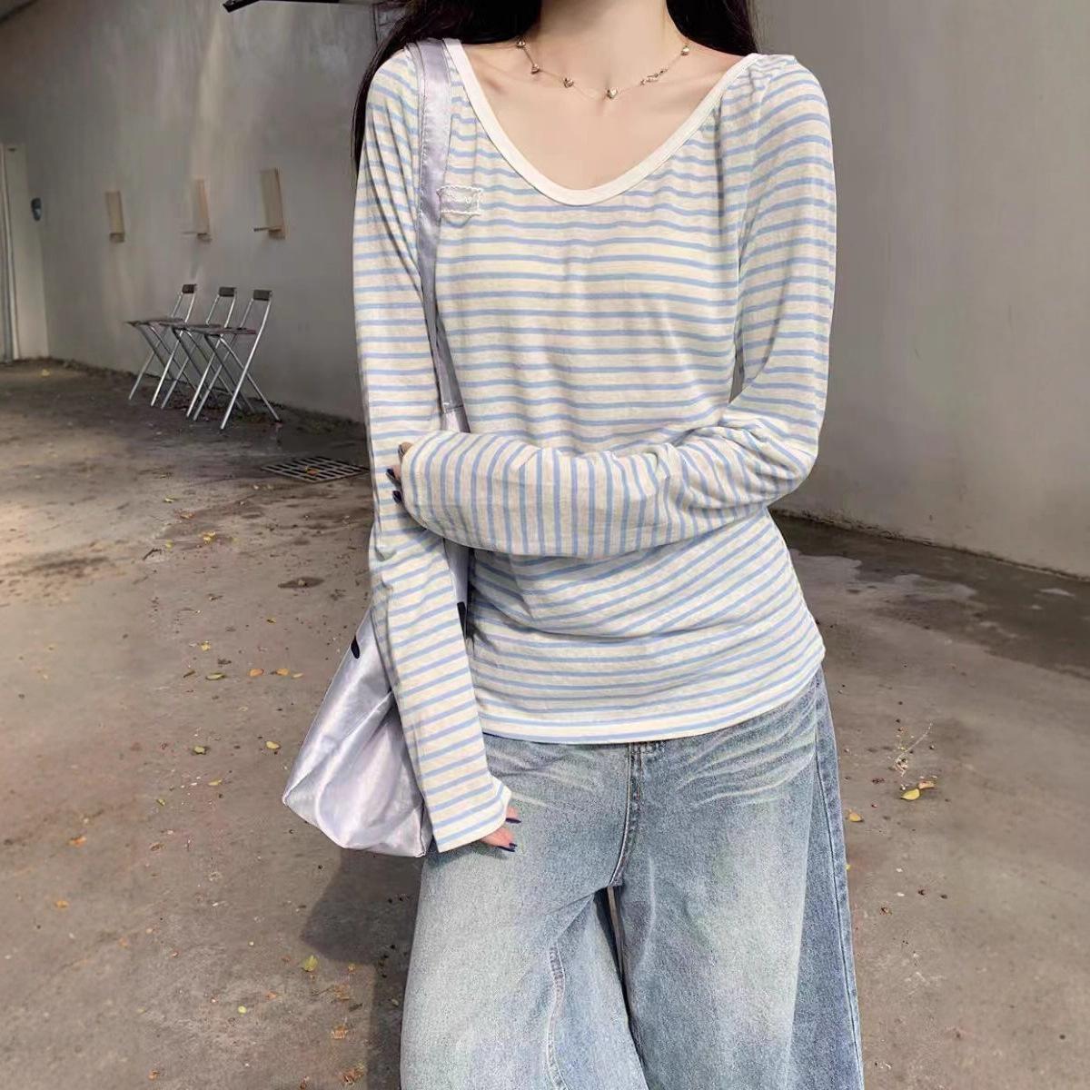 13463069.复古条纹v领防晒罩衫女夏季小众修身百搭防晒服上衣