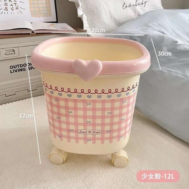 13455873.甜心少女垃圾桶带滑轮高颜值家用纸篓客厅大容量可移动少女风