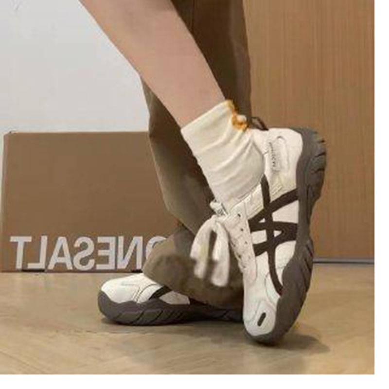 13379078.厚底拼色阿甘德训鞋女季透气运动休闲板鞋
