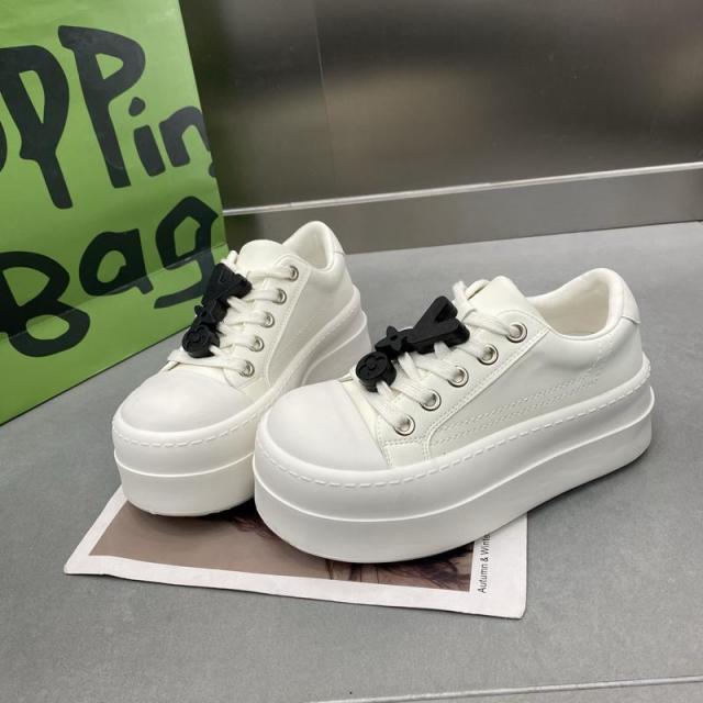 13529865.厚底丑萌面包休闲鞋春季百搭圆头小个子休闲运动休闲鞋