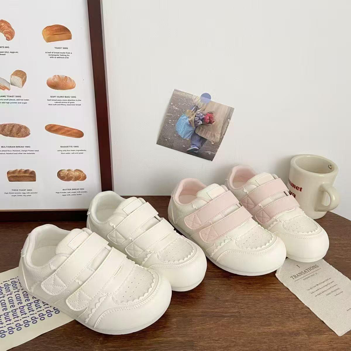 13529930.魔术贴休闲鞋女百搭粉色厚底百搭港风轻便休闲鞋